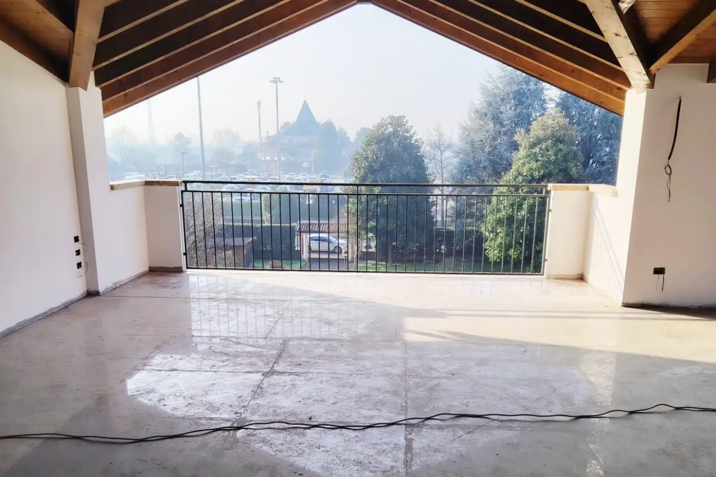 levigatura pavimenti marmo prima e dopo